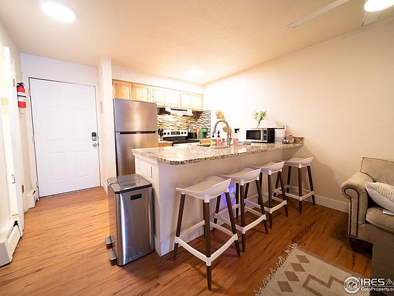 2nd image of 1200 College Ave #123