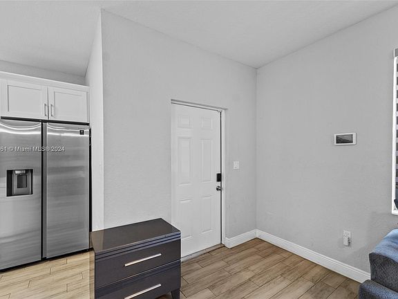 4th image of 1815 NW 9th St
