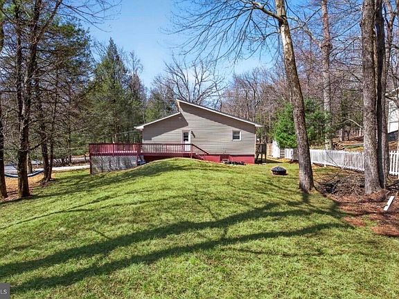 4th image of 41 Watauga Ln