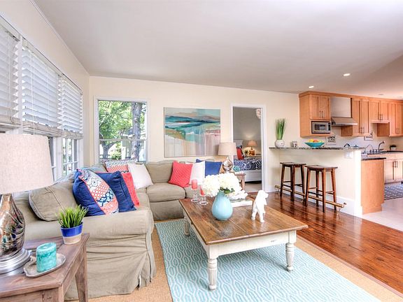 3rd image of 24 Chanticleer Street