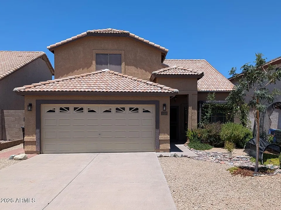 3020 E Friess Dr