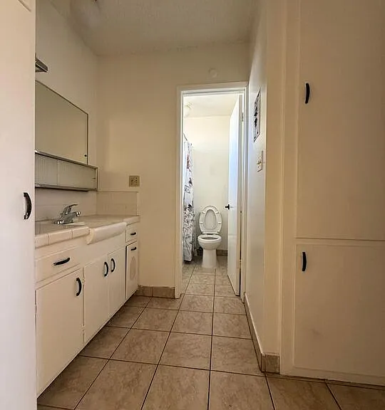 1131 Elm Ave #G — Photo 7