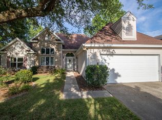2254 Club Moss Cir, Biloxi, MS 39532