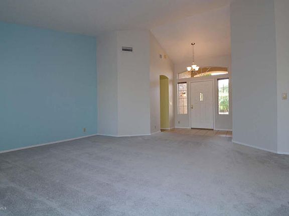 4th image of 10983 W Tonopah Dr