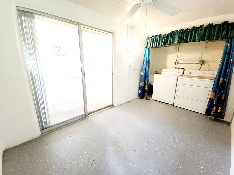8346 10th Way N — Photo 23