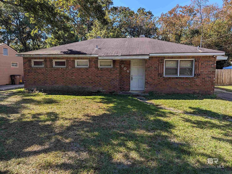 1st image of 606 Louise Dr W