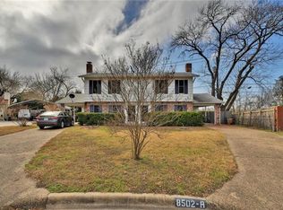 8502 Woodstone Dr, Austin, TX 78757