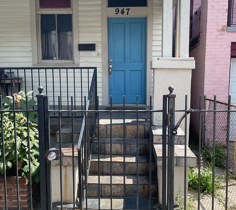 1st image of 947 Saint Mary St #949