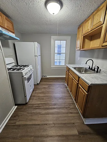 24 Dickerman St #2A Photo 1