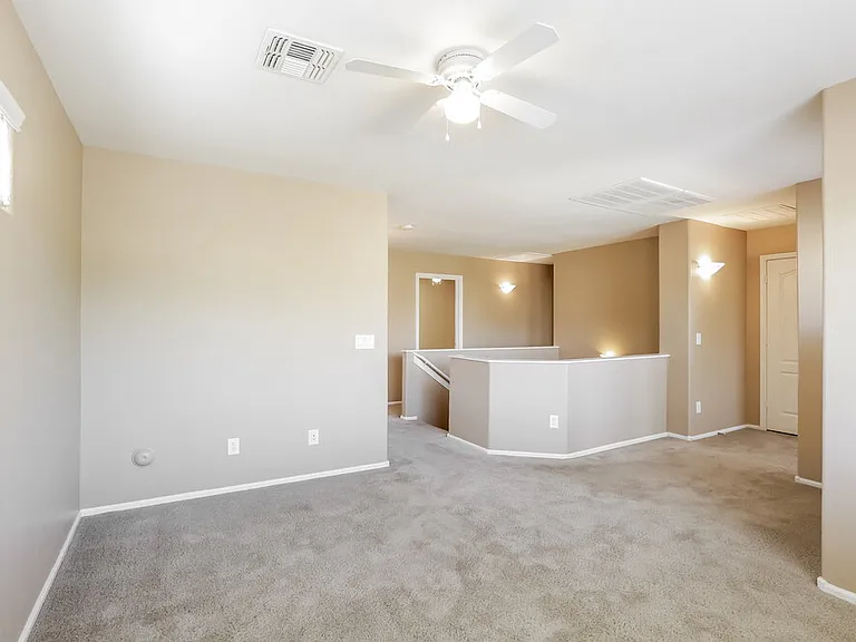 2343 W Running Deer Trl — Photo 9