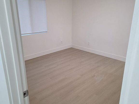 4th image of 424 B St APT 10