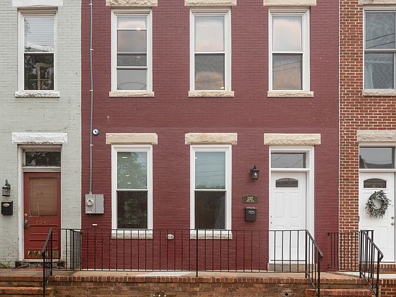 2nd image of 1247 W Cary St
