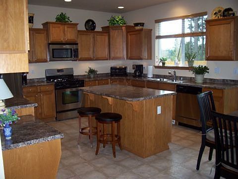 Gourmet Stainless Kitchen
