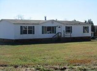 339 Old Mountain Village Dr, Hiddenite, NC 28636
