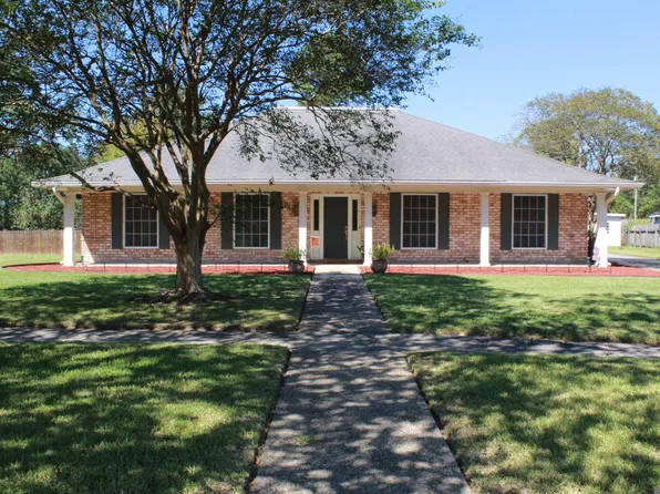 12607 N Highmeadow Ct, Baton Rouge, LA 70816