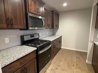 5627 W Mangrove St, Springfield, MO 65802