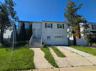 120 Tillman St, Staten Island, NY 10314