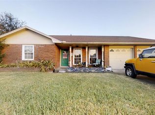 7013 Youpon Dr, Galveston, TX 77551