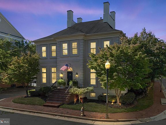 4th image of 5024 Barbour Dr