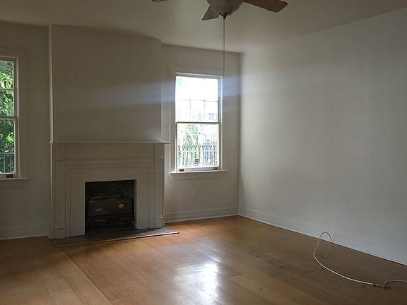 3rd image of 3227 Jefferson Ave