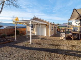 407 Bremner Ln, Winston, OR 97496