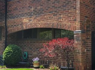 834 S May St, Chicago, IL 60607