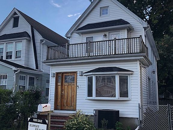 2nd image of 7214 Manse St