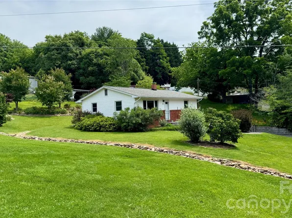 20 Ridge Cross Rd, Asheville, NC 28805