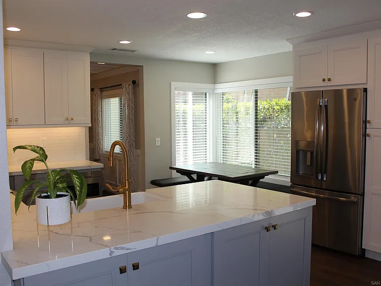 11065 Evening Creek Dr E — Photo 9
