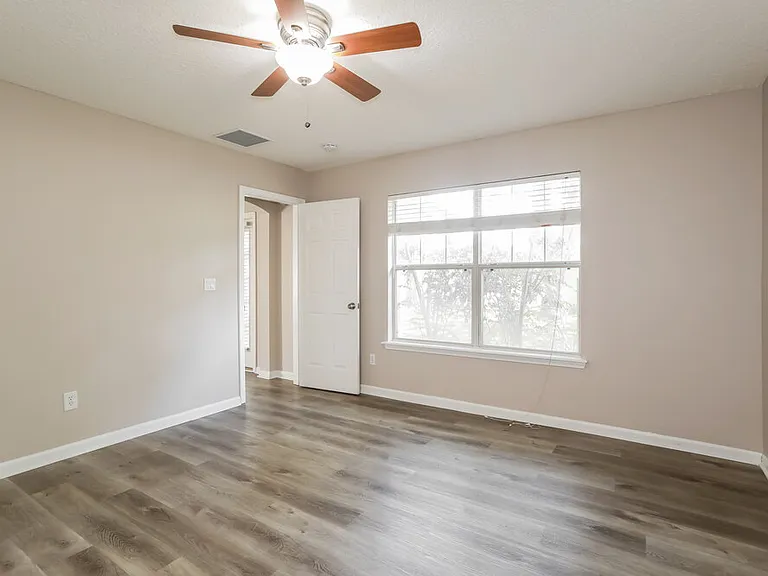 3899 Pebble Brooke Cir — Photo 10
