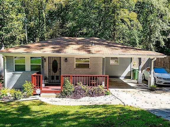 4th image of 3052 Browns Mill Rd SE