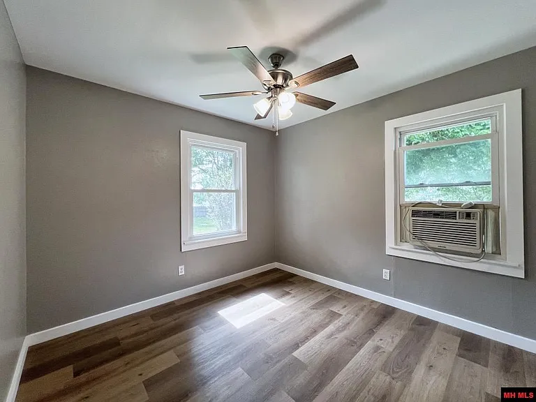 42 County Road 1159 — Photo 13