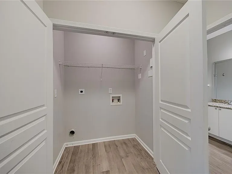 10 Perimeter Summit Blvd NE #3102 — Photo 43