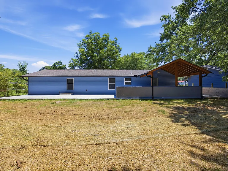 7713 Canyon Dr — Photo 27