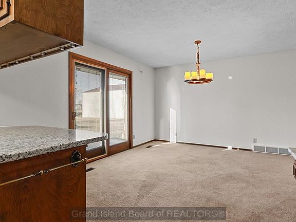 4th image of 4305 Saddle Horse Ct