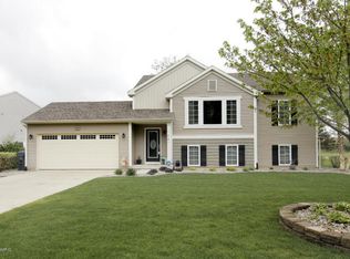 6538 Annandale Dr, Kalamazoo, MI 49009
