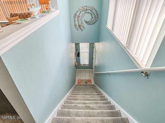 3rd image of 39201 Harbour Vista Cir