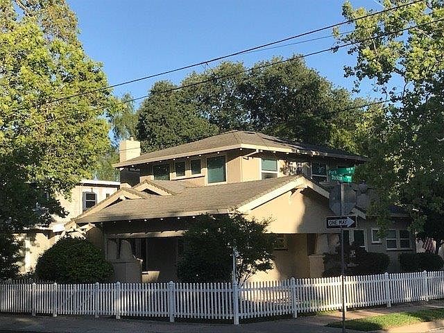 1st image of 844 W Park St