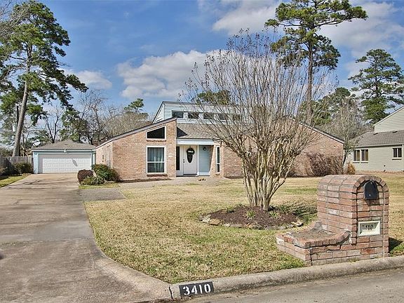 3rd image of 3410 Stoney Oak Dr
