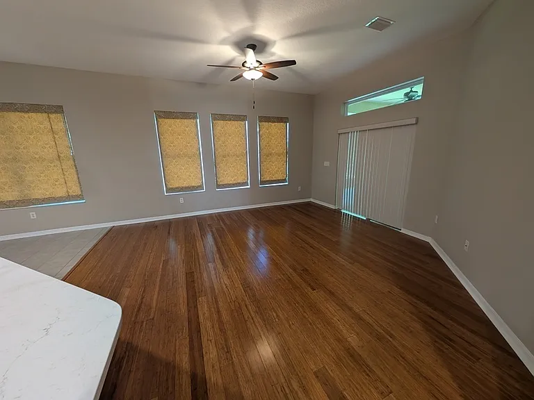 7730 Crescent Palm Dr — Photo 10