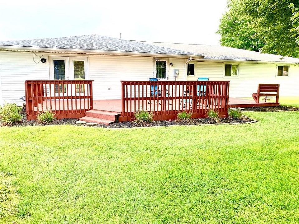 2nd image of 1209 W Ryle Dr N