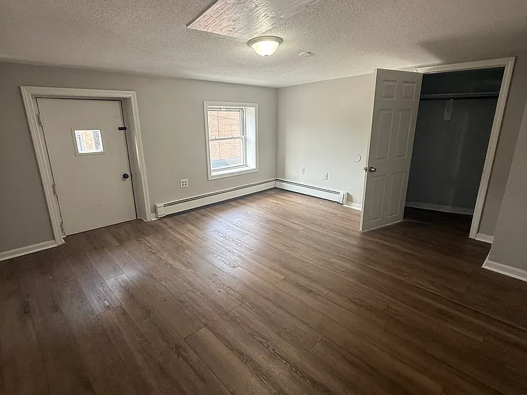 338 Orange St #3O2 — Photo 14