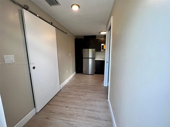 2nd image of 407 Northwest Blvd