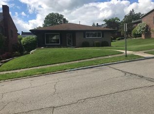 11 Holly Rd, Wheeling, WV 26003