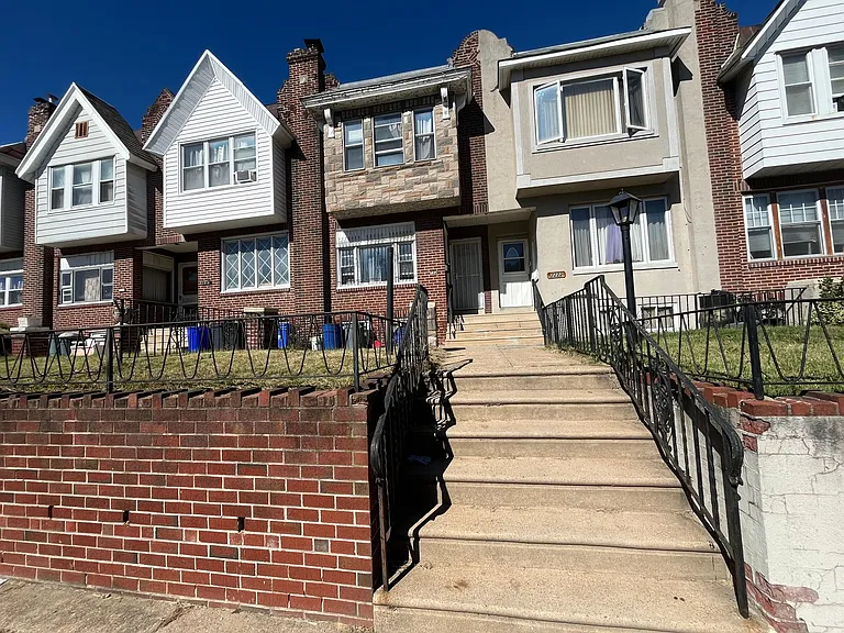 7220 Marsden St — Photo 1
