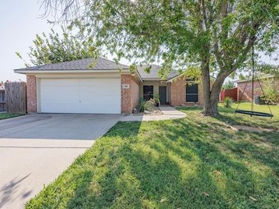 509 Pine St, Crowley, TX, 76036