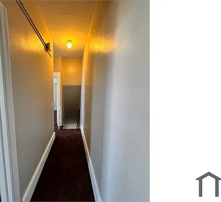 2 bed, $900 — Photo 2