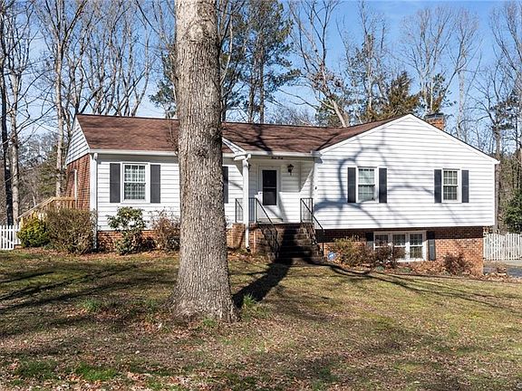 4th image of 340 Janlar Dr