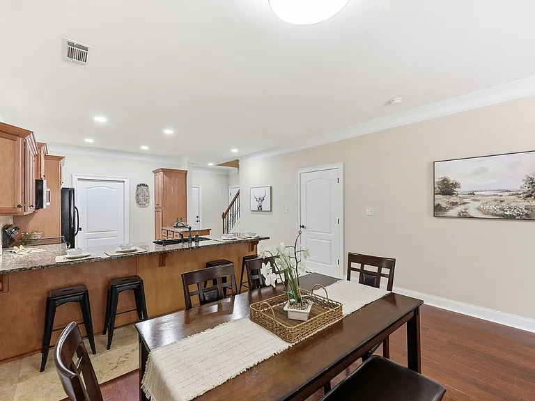 2826 Fox Wood Ln — Photo 9