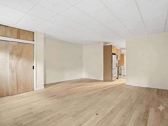 4th image of 315 Leonard St #1B